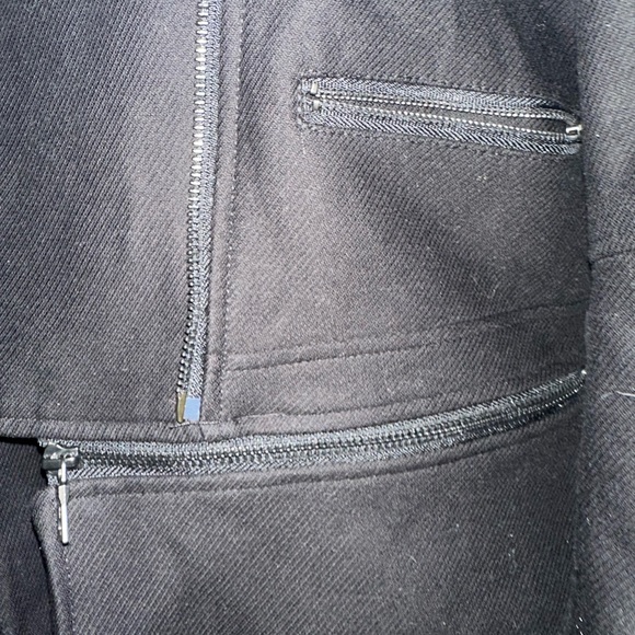 ❄️ BCBG Faux Fur Lined Jacket polyester, wool and cotton Black Med - Picture 13 of 15